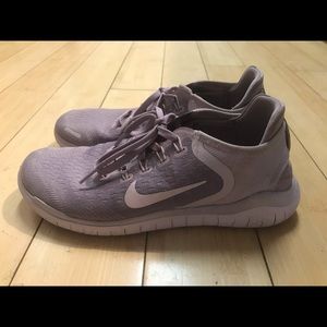 Womens Nike Free Run Sneakers